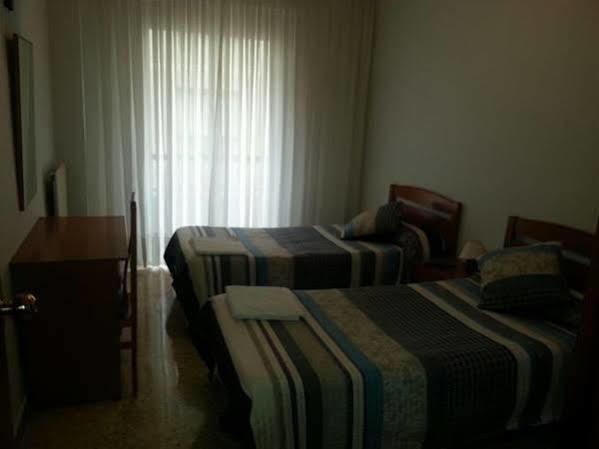 Pension Cinco Villas لوغرونيو المظهر الخارجي الصورة