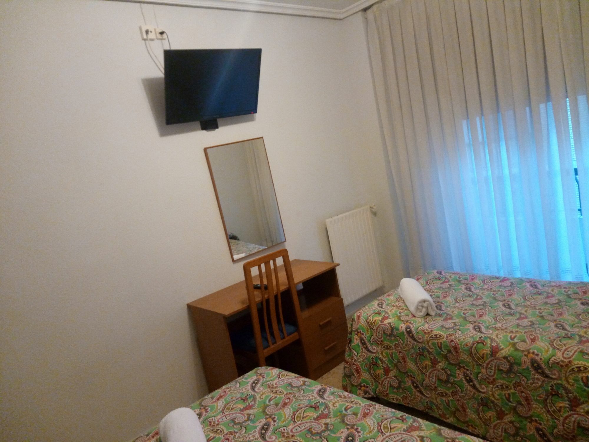 Pension Cinco Villas لوغرونيو المظهر الخارجي الصورة